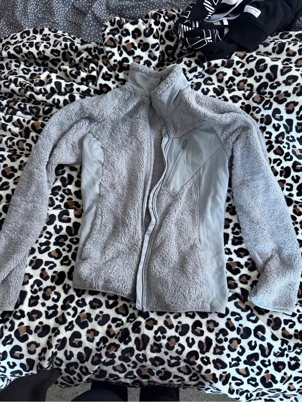 Columbia Light Gray Sherpa Fleece Jacket